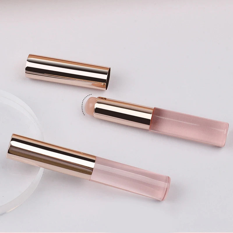 Angled Silicone Lip Brush - Soft, Portable Concealer & Lipstick Applicator
